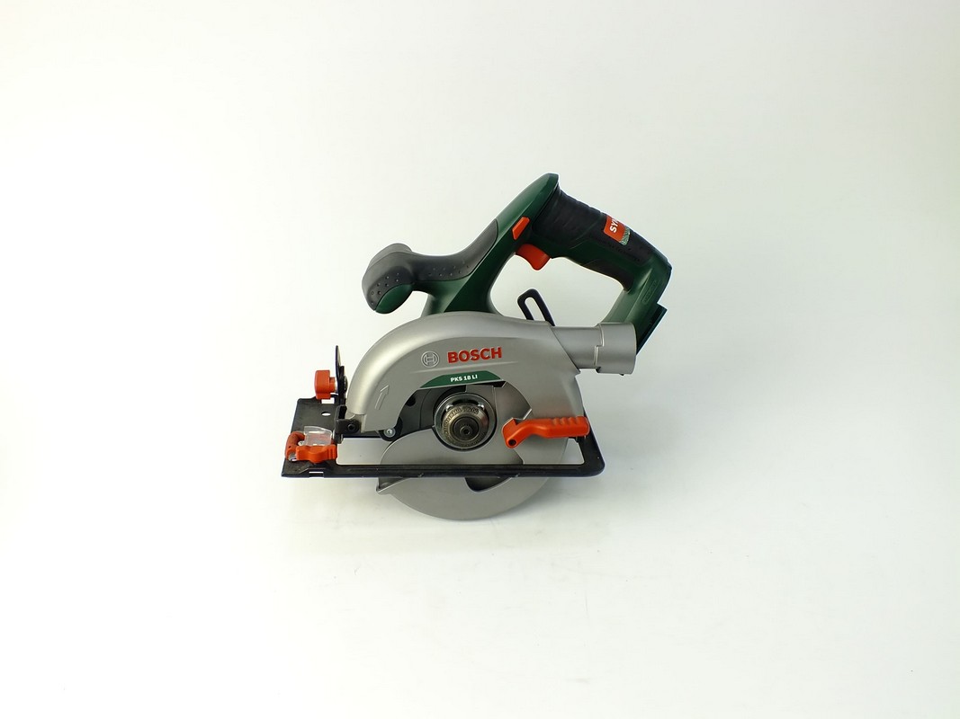 Пила Дисковая Bosch PKS 18, АКБ, Li-Ion 18V, 2А*ч, 1 шт., 3 800 Об/мин, Диск 150мм, Пропил макс. 48 мм., 2,6  кг, .