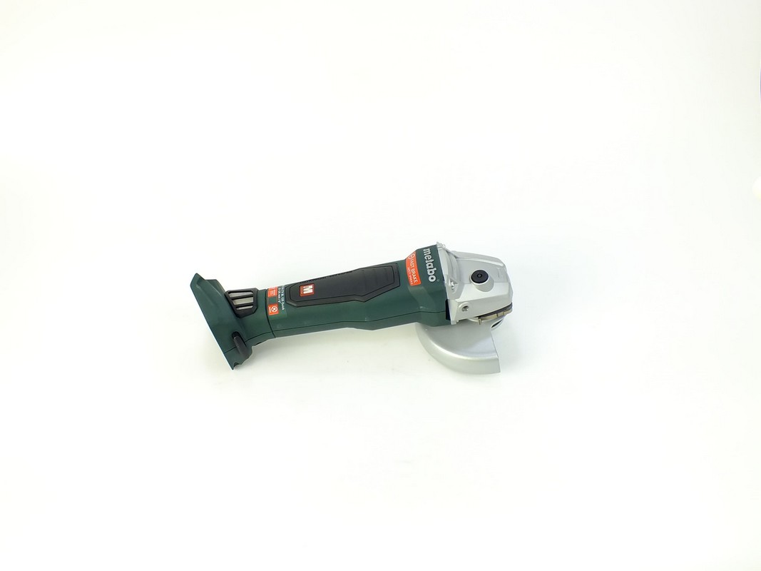 УШМ (Болгарка) METABO W 18 LTX 150 Quick, АКБ, Li-Ion 18V, 5,2А*ч, 2 шт., 9 000 Об/мин, Диск 150 мм, 2,73  кг, 600404650