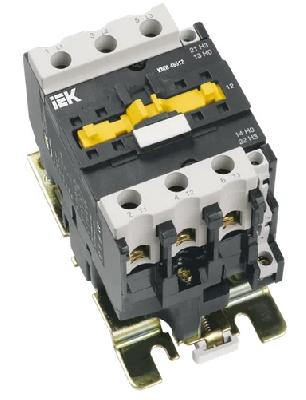 Контактор малогабаритный КМИ - 46512 230В IEK